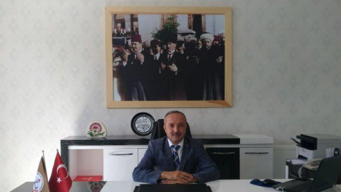 İlçe Milli Eğitim Müdürü İzzet Gündüz'ün 19 Mayıs Atatürk'ü Anma Gençlik ve Spor Bayramı Mesajı