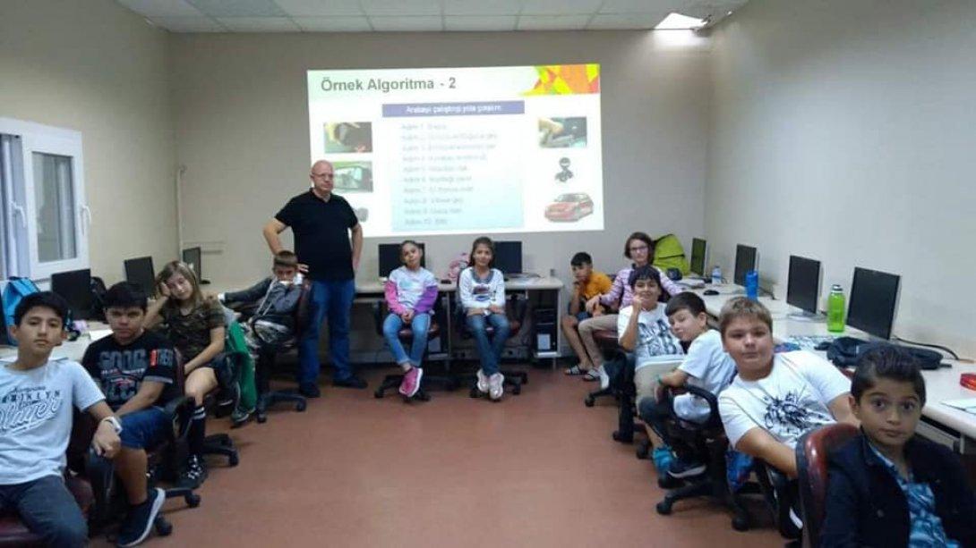 RoboKod İzmir Robotik ve Kodlama Eğitimleri Urla Mesleki ve Teknik Anadolu Lisesinde,