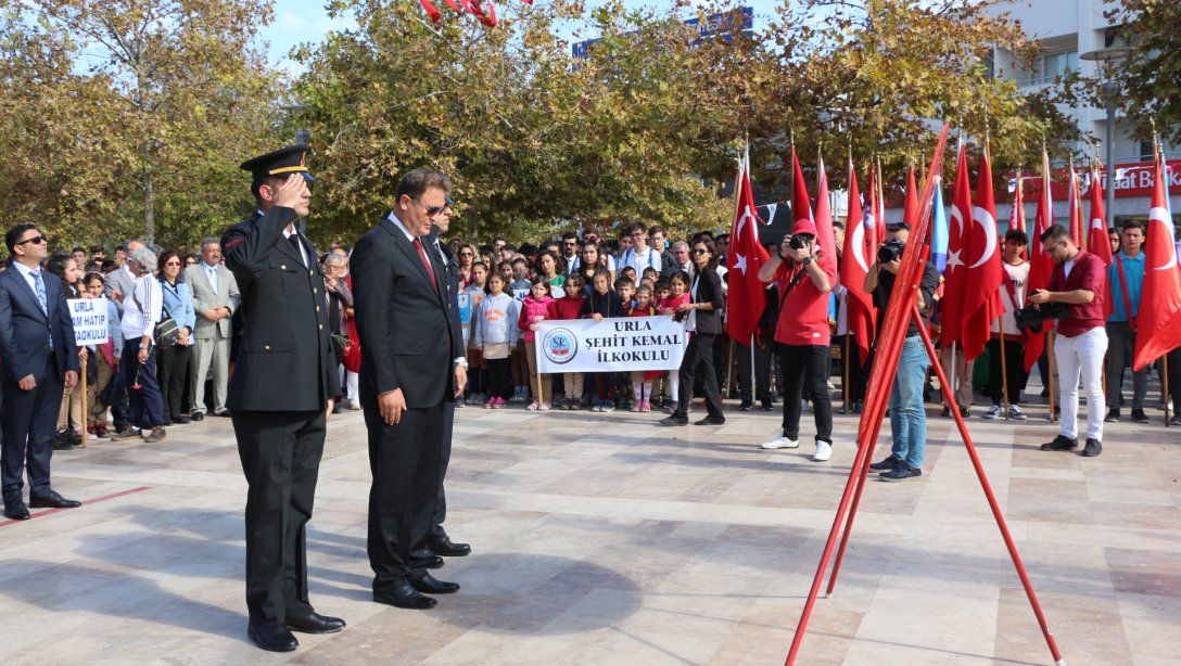 29 Ekim Cumhuriyet Bayramı Çelenk Sunum Töreni